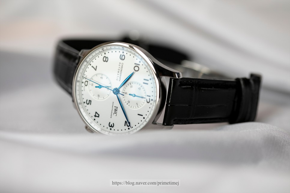 (2020. 4. 22) 뽈뚜기는 앞으로 이녀석을 메인으로? IWC 포르투기저 150주년 기념 2000피스 한정판. 이 멋진 캐주얼&수트용 데일리워치에 주목하세… 이미지 2