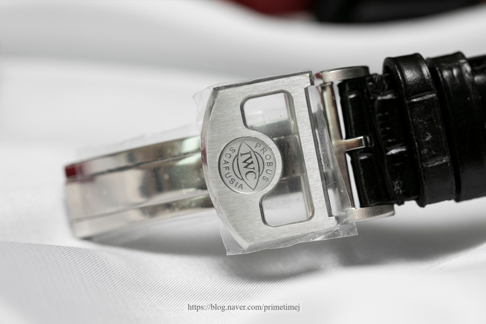 (2020. 4. 22) 뽈뚜기는 앞으로 이녀석을 메인으로? IWC 포르투기저 150주년 기념 2000피스 한정판. 이 멋진 캐주얼&수트용 데일리워치에 주목하세… 이미지 16