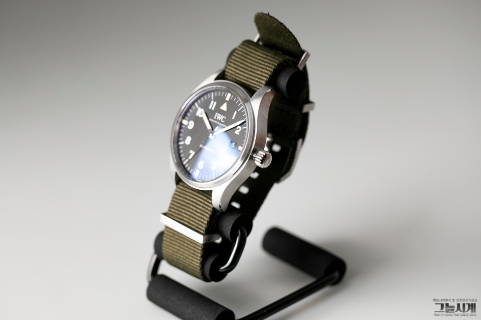 (2018년 10월 3일) IWC 파일럿 마크18(XVIII) 마크11(XI)헌정판 이미지 4