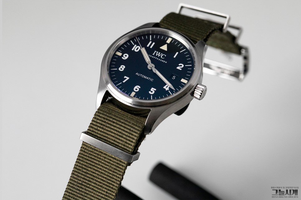 (2018년 10월 3일) IWC 파일럿 마크18(XVIII) 마크11(XI)헌정판 이미지 17