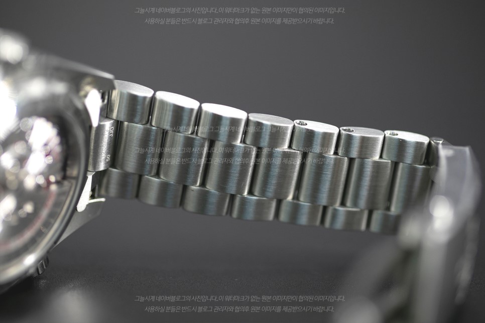 (2019. 7. 8) 오메가 씨마스터 플래닛오션 43.5 세라믹 레플리카 감정법 이미지 11