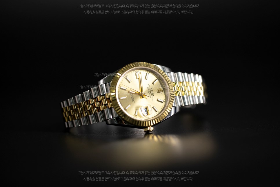 (2019. 7. 31) 샴페인 데이저스트? 롤렉스의 아이코닉 디자인 이미지 2
