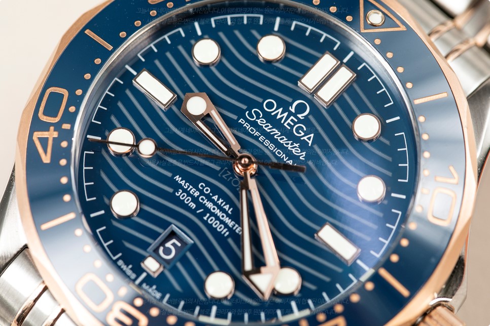 (2019. 10. 7) 오메가 씨마스터 다이버 300M 스틸 세드나ᵀᴹ 투톤 블루다이얼(OMEGA Seamaster Diver 300M Two Tone Blu… 이미지 5