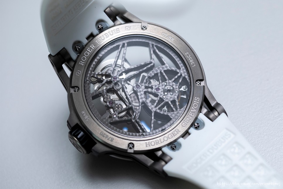(2020. 6. 13) 로져드뷔 엑스칼리버 스포츠 뚜르비옹 46 리뷰 (Roger Dubuis Excalibur Sports Tourbillon 46) 이미지 5