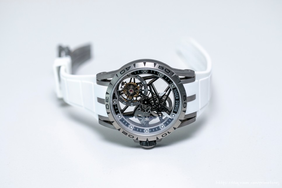 (2020. 6. 13) 로져드뷔 엑스칼리버 스포츠 뚜르비옹 46 리뷰 (Roger Dubuis Excalibur Sports Tourbillon 46) 이미지 6