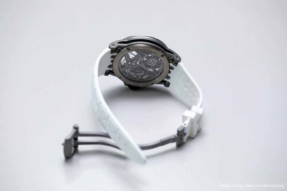 (2020. 6. 13) 로져드뷔 엑스칼리버 스포츠 뚜르비옹 46 리뷰 (Roger Dubuis Excalibur Sports Tourbillon 46) 이미지 12