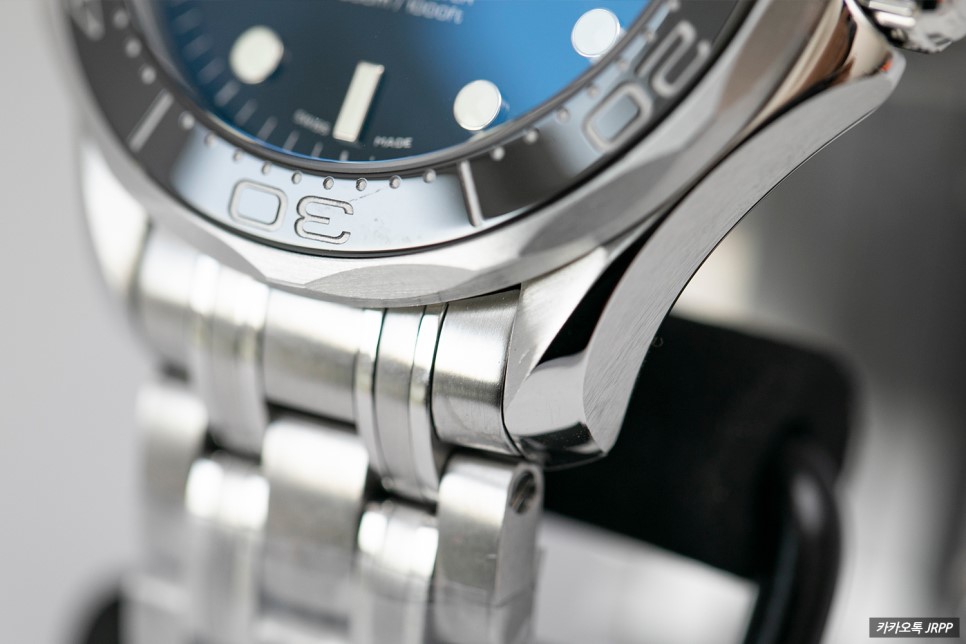 다시 소개해드리는 단단한 다이빙와치! 오메가 씨마스터 다이버 300m 레플리카시계 리뷰! Omega Seamaster Diver 300M 짝퉁시계 짭퉁시계 Re… 이미지 5