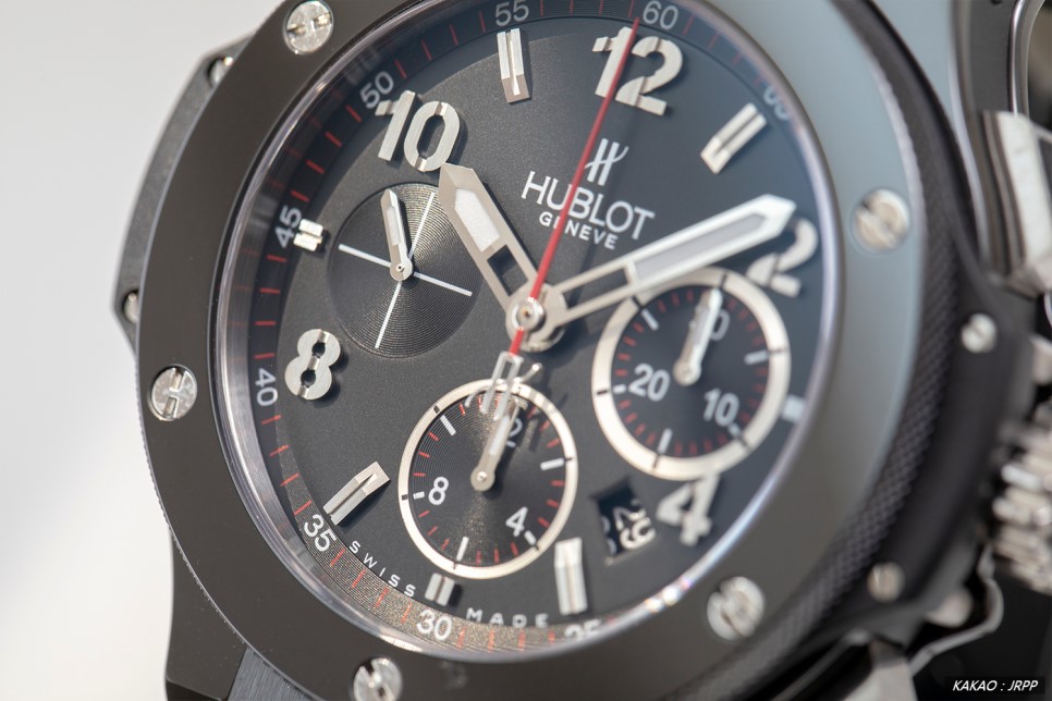 플리카시계 리뷰! 위블로 세라믹 빅뱅 크로노그래프44 블랙매직(HUBLOT BigBang Chronograph44 Black Magic) 이미지 5
