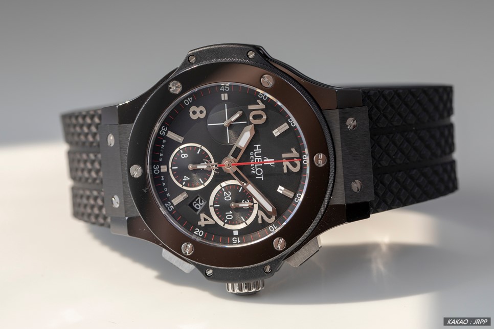 플리카시계 리뷰! 위블로 세라믹 빅뱅 크로노그래프44 블랙매직(HUBLOT BigBang Chronograph44 Black Magic) 이미지 9