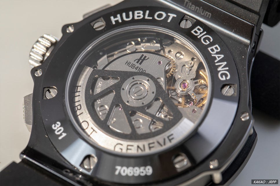 플리카시계 리뷰! 위블로 세라믹 빅뱅 크로노그래프44 블랙매직(HUBLOT BigBang Chronograph44 Black Magic) 이미지 15