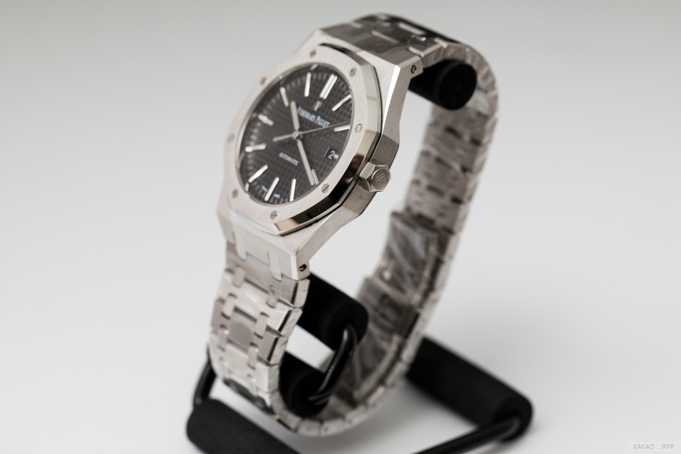 오데마피게 로얄오크 15400 블랙다이얼 V3 레플리카시계 리뷰! AudemarsPiguet RoyalOak 15400 V3 Replica Review! 이미지 2
