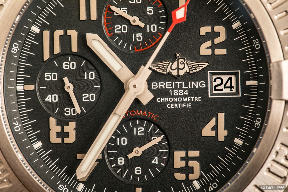 브라이틀링 어벤져 밴딧 리얼티타늄 레플리카시계 리뷰! Breitling Avenger BANDIT Chronograph Review 이미지 4