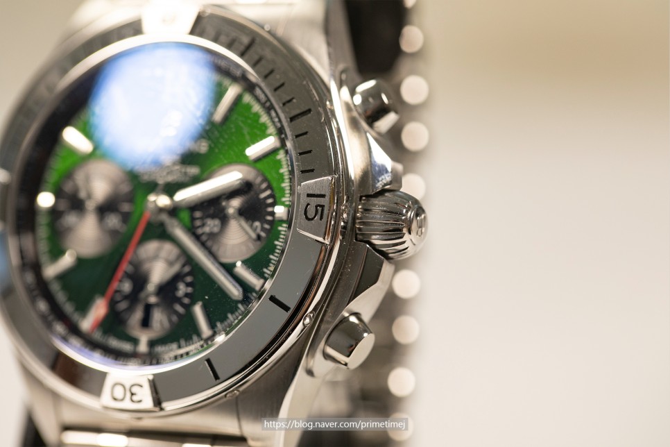 브라이틀링 크로노맷 B01 벤틀리에디션 레플리카시계 감별방법 공유 및 리뷰 How to spot BREITLING Chronomat b01 chronograph… 이미지 3