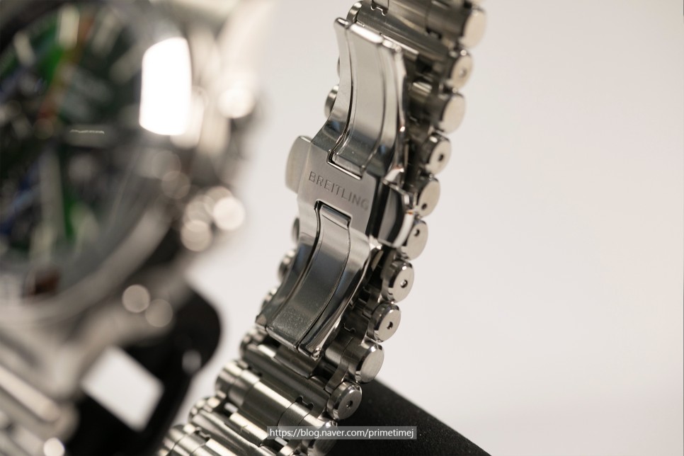 브라이틀링 크로노맷 B01 벤틀리에디션 레플리카시계 감별방법 공유 및 리뷰 How to spot BREITLING Chronomat b01 chronograph… 이미지 7
