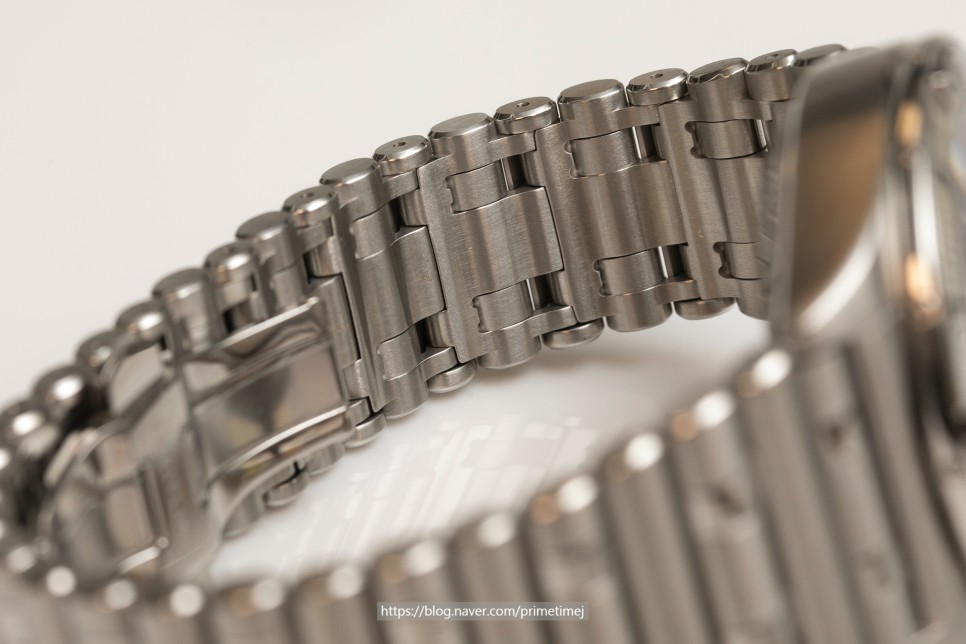 브라이틀링 크로노맷 B01 벤틀리에디션 레플리카시계 감별방법 공유 및 리뷰 How to spot BREITLING Chronomat b01 chronograph… 이미지 14