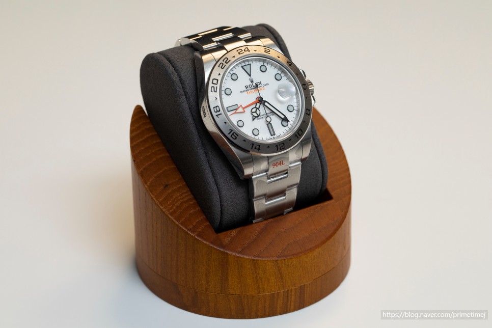 롤렉스 익스플로러2 메인스트림 폴라 화이트 226570 레플리카시계 감별방법 및 리뷰.. How To Spot Fake Rolex Explorer2 226570… 이미지 4