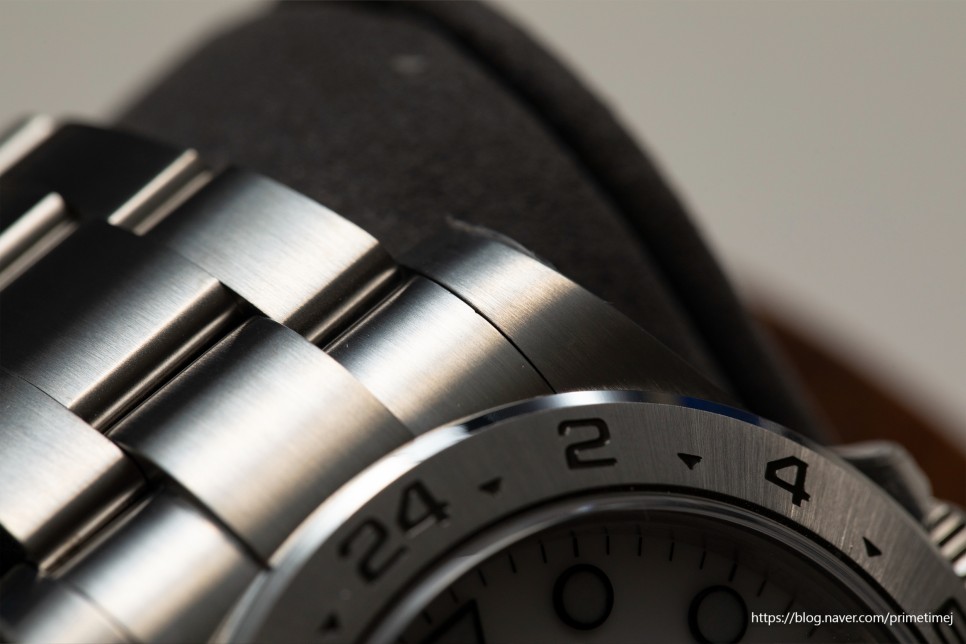 롤렉스 익스플로러2 메인스트림 폴라 화이트 226570 레플리카시계 감별방법 및 리뷰.. How To Spot Fake Rolex Explorer2 226570… 이미지 8