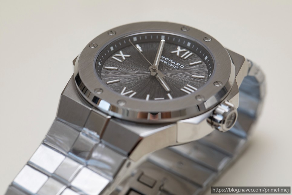 쇼파드 알파인이글 레플리카시계의 감별방법 및 간이분석 (How to Spot CHOPARD Alpine Eagle Rep Watch) 이미지 8