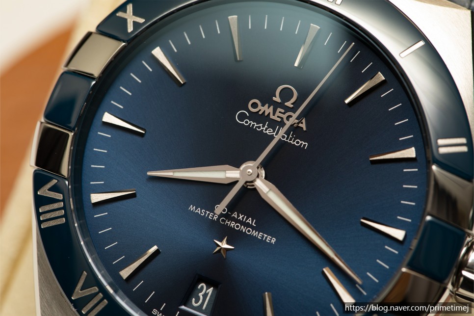 건재함을 알리는 출시. 오메가 컨스텔레이션 41 신형 레플리카시계 리뷰 Omega Constellation 41 Blue 이미지 5