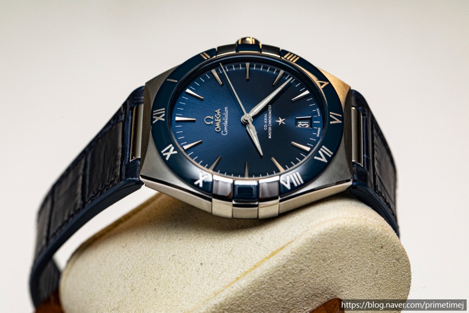 건재함을 알리는 출시. 오메가 컨스텔레이션 41 신형 레플리카시계 리뷰 Omega Constellation 41 Blue 이미지 16